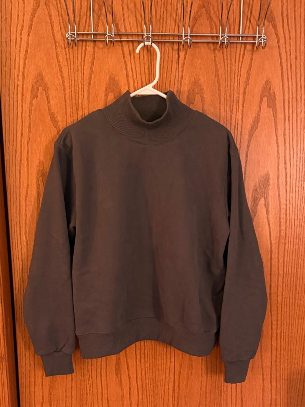 Parke Women's Turtleneck Fleece Sweatshirt in 'Midnight' (Grey) - Picture 4 of 7